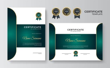 Zarif ve profesyonel yeşil ve altın ödül sertifikası şablonu. Altın rozetli ve sınır vektör şablonlu modern sertifika