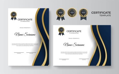 Modern mavi ve altın sertifika şablonu. Ödül, iş ve eğitim rozetleriyle diploma belgesi sınır şablonu belirlendi