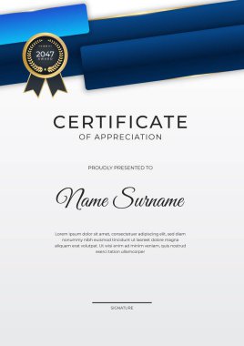 Modern düz mavi sertifika tasarımı şablonu