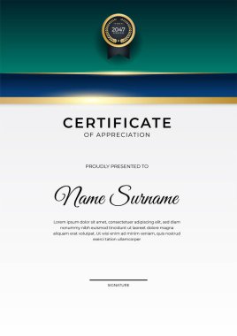 Zarif gradyan mavi altın sertifika tasarımı şablonu