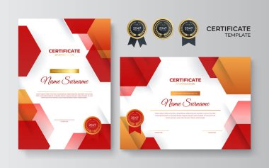 Ödül, diploma ve baskı için modern kırmızı sertifika şablonu ve sınırı. Altın rozetli ve sınırlı kırmızı ve altın renkli başarı sertifikası