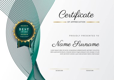 Koyu yeşil siyah ve altın sertifikalı, lüks rozetli ve modern çizgili sınır şablonu. Ödül, iş ve eğitim ihtiyaçları için