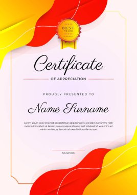 Modern renkli diploma sertifikası şablonu. Lüks rozetli ve modern hat şablonlu başarı sertifikası. Ödül, iş ve eğitim ihtiyaçları için