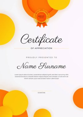 Altın rozetli ve sınırlı modern turuncu sertifikalı başarı şablonu. Diploma, ödül, iş, üniversite, okul ve şirket için tasarlandı..