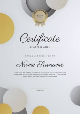 Altın rozetli ve sınırlı, modern, zarif, gümüş bej sertifikalı başarı şablonu. Diploma, ödül, iş, üniversite, okul ve şirket için tasarlandı..