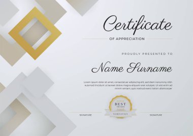 Altın rozetli ve sınırlı, modern, zarif, gümüş bej sertifikalı başarı şablonu. Diploma, ödül, iş, üniversite, okul ve şirket için tasarlandı..