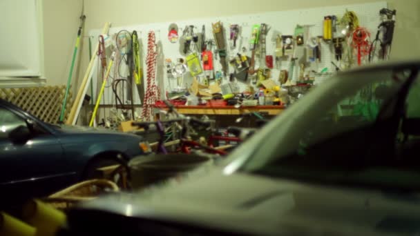 Tools toll garage wall — Stock Video