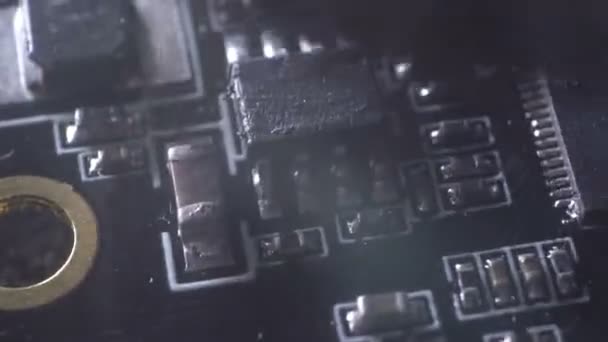 Hammering destroying circuit board — Vídeos de Stock