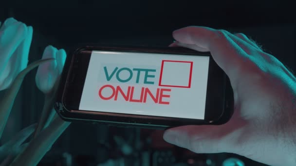 Vote Online Concept Voting Appsimulated Phone Screen Video Created Displayed — Stock Video