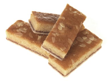 Bakewell tart dilimleri