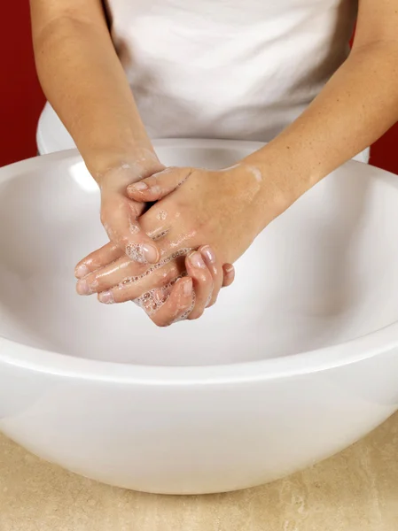 Young Woman Washing Hands — Stock Photo, Image