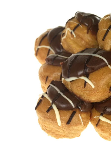 Choklad profiteroles — Stockfoto