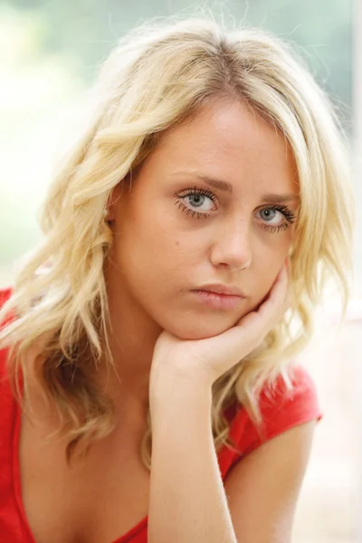 Sad Thoughtful Teenage Girl — Stockfoto