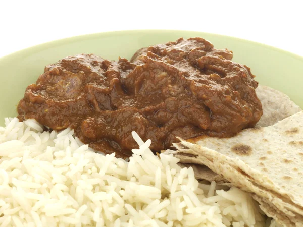 Rindfleisch-Madras mit Basmatireis — Stockfoto