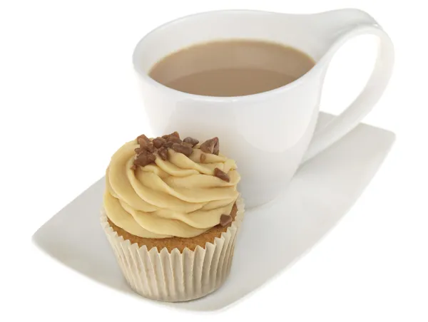 Tasse Tee mit einem Cupcake — Stockfoto