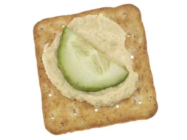Hummus och kracker — Stockfoto