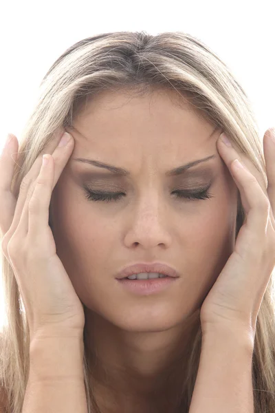 Mulher jovem com uma dor de cabeça — Fotografia de Stock