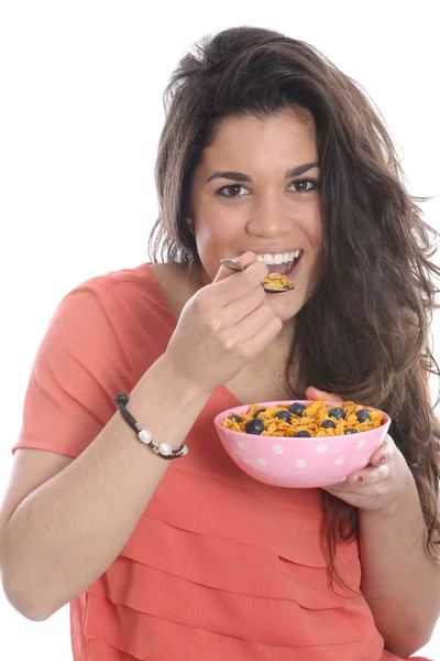 Junge Frau beim Essen — Stockfoto