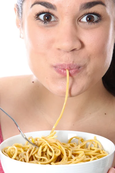 Vonzó fiatal nő eszik — Stock Fotó