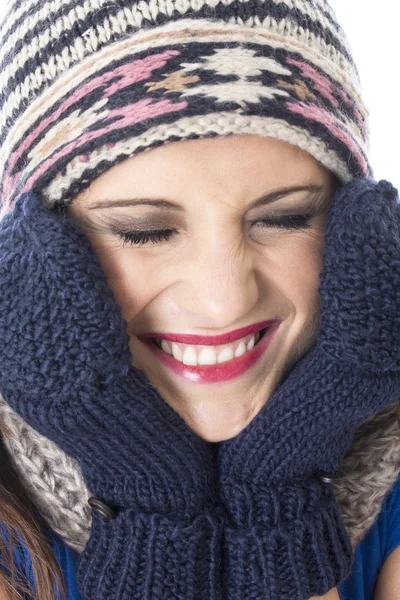 Attractive Young Woman Wearing Woolly Hat and Gloves — Stock Photo, Image