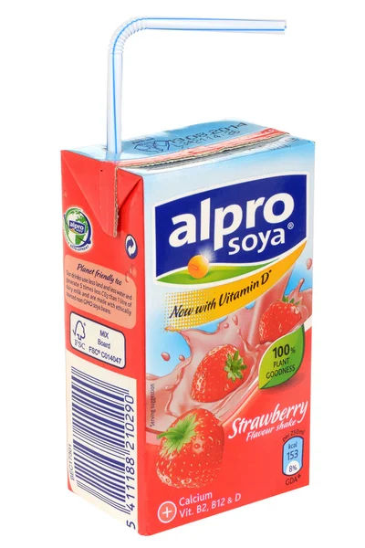Ποτό φράουλας αρωματισμένα σόγιας alpro — Φωτογραφία Αρχείου