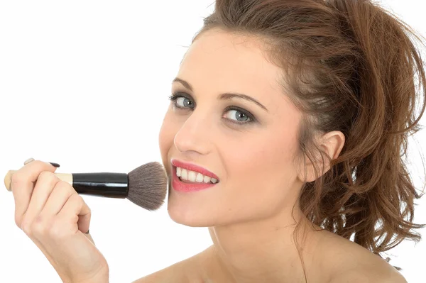 Young Woman Applying Face Powder — Stock Photo, Image