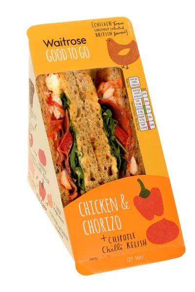 Kip en chorizo sandwich — Stockfoto