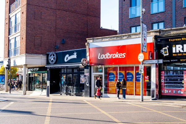 Kingston Thames London England November 2021 Ladbrokes Bookmaker Betting Shop — Stock Photo, Image