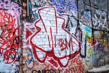 Waterloo Londra İngiltere, 21 Kasım 2021, Renkli Parlak Duvar Sanatı Graffiti Waterloo Caddelerinde Londra U