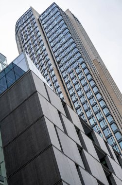 Londra İngiltere 2 Ocak 2022, Yüksek Yükselen Yerleşim Geliştirme Southbank Tower London yukarı bakıyor