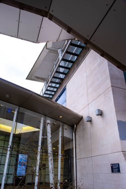 Londra İngiltere 2 Ocak 2022, Blackfriars Ana Hattı Mimari ve Tasarımı Londra Tren İstasyonu Southbank Girişi