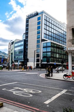 Londra İngiltere, 29 Ocak 2022, Yol Kavşağı Bisiklet Yolu Waterloo Londra