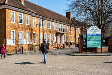 Epsom Surrey Londra, 8 Mart 2022, Epson ve Ewell Belediye Meclisi