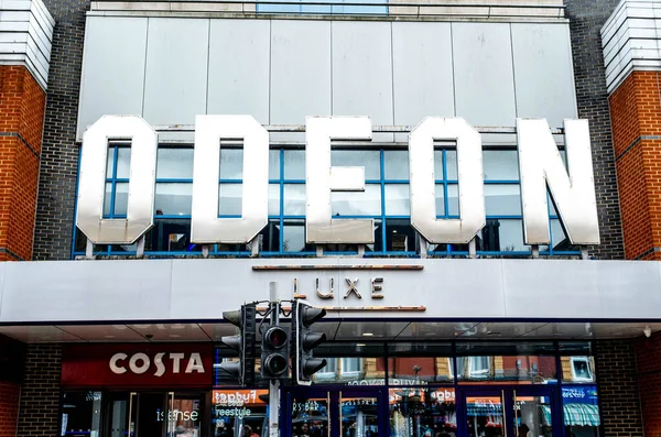 Epsom Surrey London April 2022 Odeon Cinema Entertainment Complex Sign — Stock Photo, Image