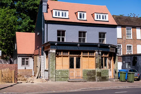 Epsom Surrey London May 2022 Town Centre High Street Restaurant — стоковое фото