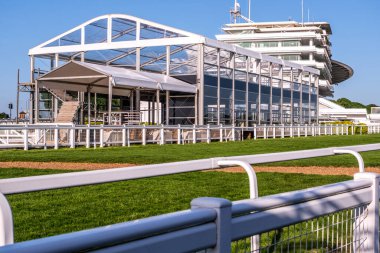 Epsom Surrey, Londra İngiltere, 14 Mayıs 2022, Epsom At Yarışı Sahası veya Epsom Derbi Klasik Yarış Evi