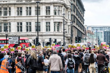 Westminster City, Londra, 10 Eylül 2022, Siyahi Yaşamları Protesto Eden İnsanlar Londra Merkez Kampanyası