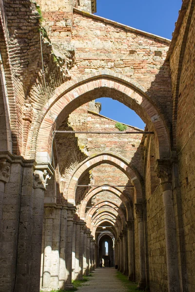 La abadía de San Galgano — Foto de Stock