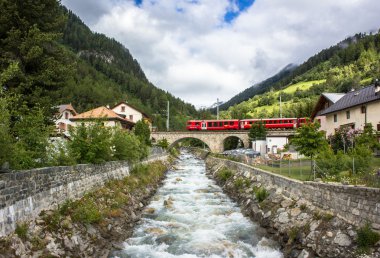 Swiss alpine peyzaj
