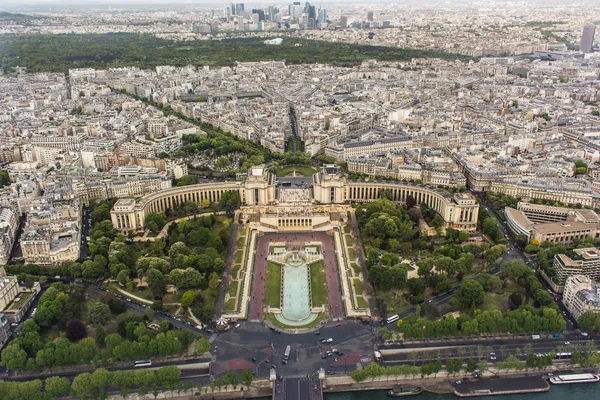 Paříž, pohled na Eiffelovku z trocadero — Stock fotografie