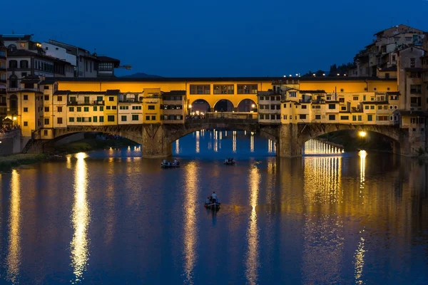 Firenze, Ponte Vecchio, ora blu — Foto Stock