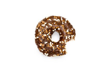 Yaratıcı konsept: Lezzetli tatlı, kahverengi, donutlu ve beyaz arka planda jöleli çörek yemek. Top view düz yatıyordu sağlıksız tatlı, gıda konsepti, maket.