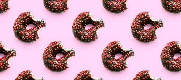 Preto Bitou Donuts Com Esmalte Vermelho Fundo Rosa Sem Costura — Fotografia de Stock