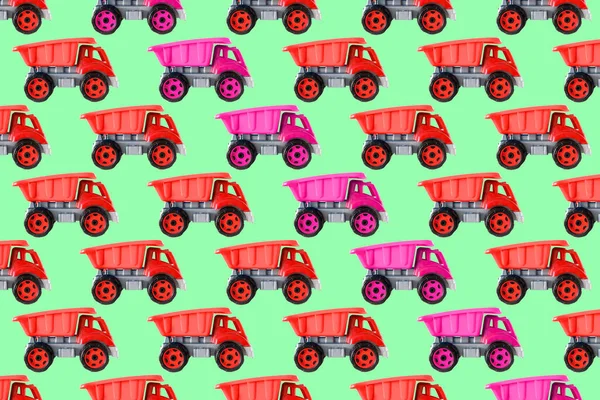 Барвистий Рожевий Червоний Пластиковий Самоскид Вантажівка Підгузників Іграшка Автомобіля Ізольована — стокове фото