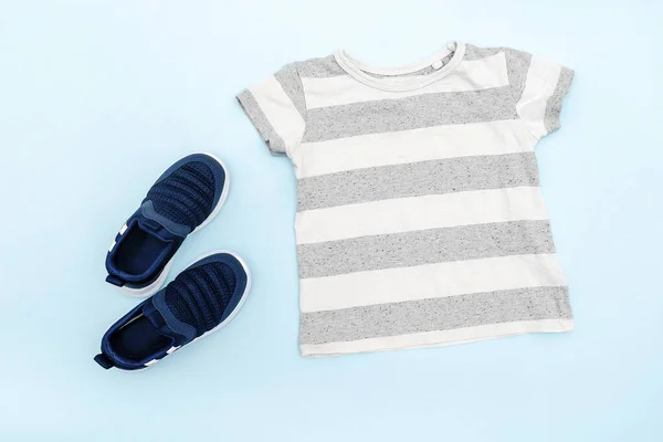 Summer Babies Gray Clothes Accessories Shirt Sneakers Modern Fashion Kids —  Fotos de Stock