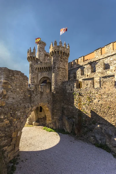 Templar kasteel in ponferrada, leon, sapin — Stockfoto