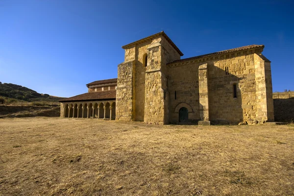 Monasterio mozárabe de San Miguel de Escalada en León, España —  Fotos de Stock