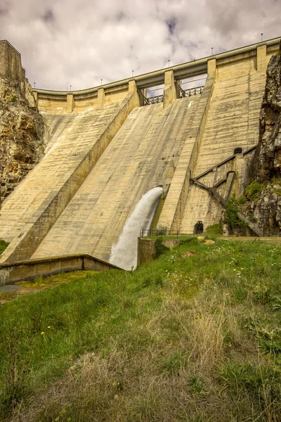 Dam of Barrios de Luna, Leon, Spain — Stock Photo, Image