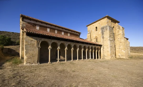 Monasterio mozárabe de San Miguel de Escalada en León, España —  Fotos de Stock