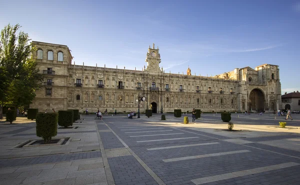 San Marcos Kloster aus dem sechzehnten Jahrhundert in Leon, Spanien — Stockfoto